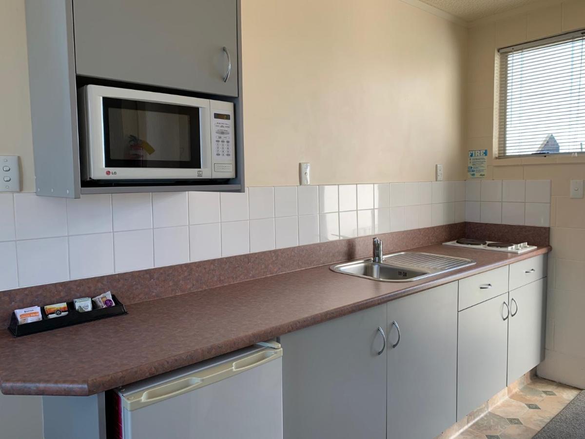 Temuka Motel Bagian luar foto