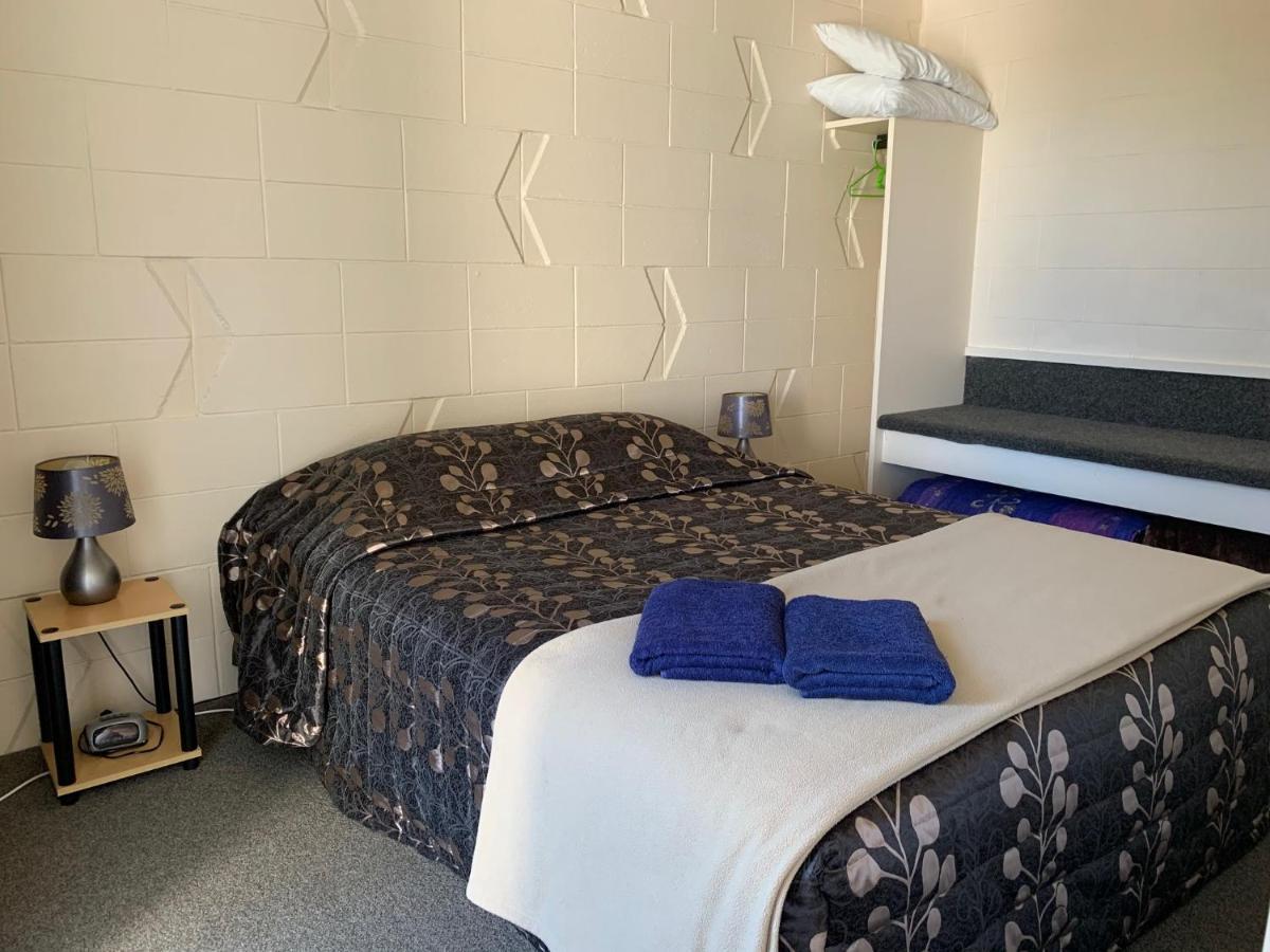 Temuka Motel Bagian luar foto